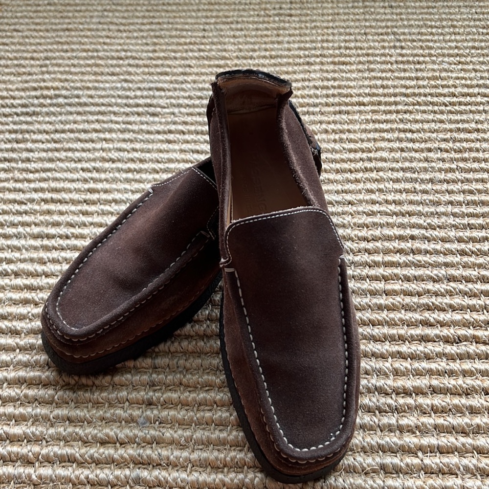 Passengers made in Italy woman’s suede loafer brown SZ 38 - Picture 2 of 5